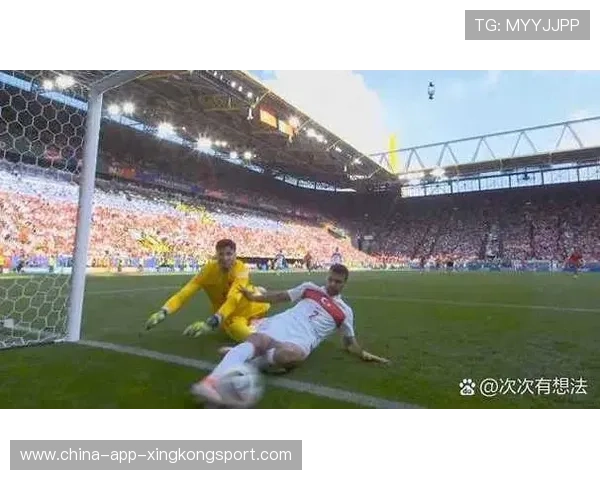 主力门将送乌龙，球队痛失三分